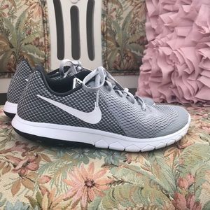 Nike Flex Experience RN 6